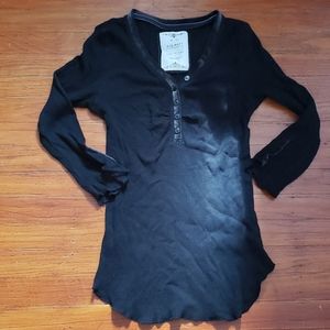 Black thermal v-neck shirt